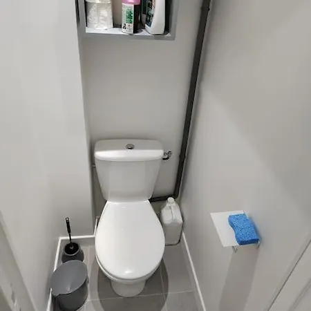 Apartment A Deux Pas Du Metro *
